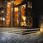 Романтичен хотел Hidden Bank: Pearls Пловдив