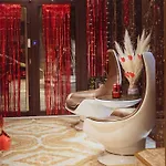 Hidden Bank: Pearls