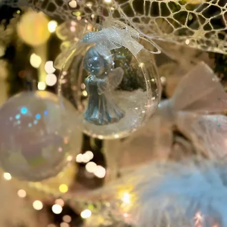 Hidden Bank: Pearls Love hotel