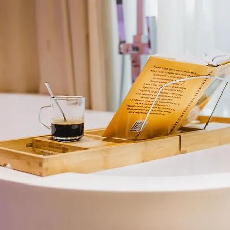 Hidden Bank: Pearls Love hotel *