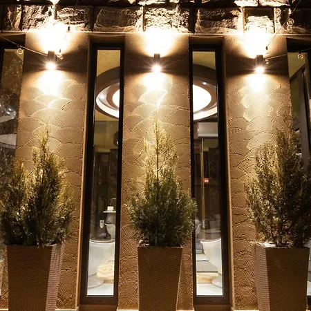 Hidden Bank: Pearls Готель для побачень