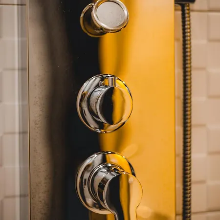 Liefdeshotel Hidden Bank: Pearls Plovdiv