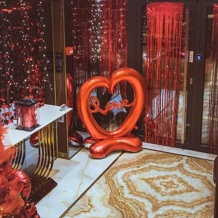 Hidden Bank: Pearls Пловдив