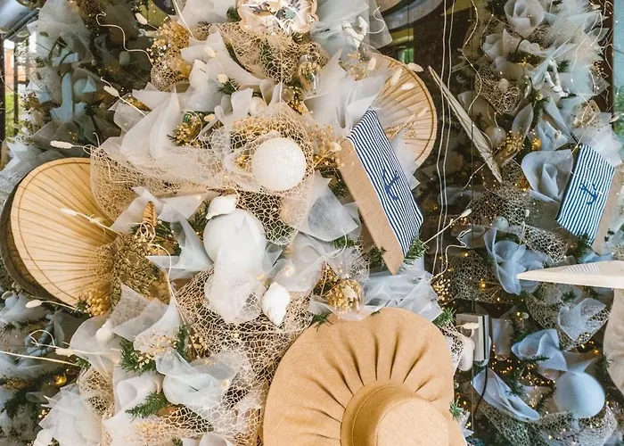 Hidden Bank: Pearls Liebeshotel Plowdiw